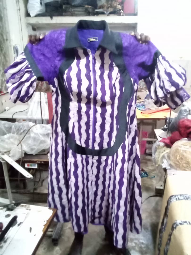 Adire horizontal gown with collar and puff sleeve